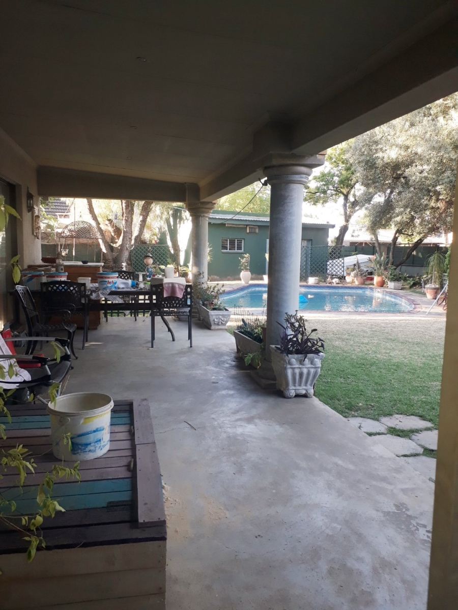 5 Bedroom Property for Sale in Sasolburg Free State